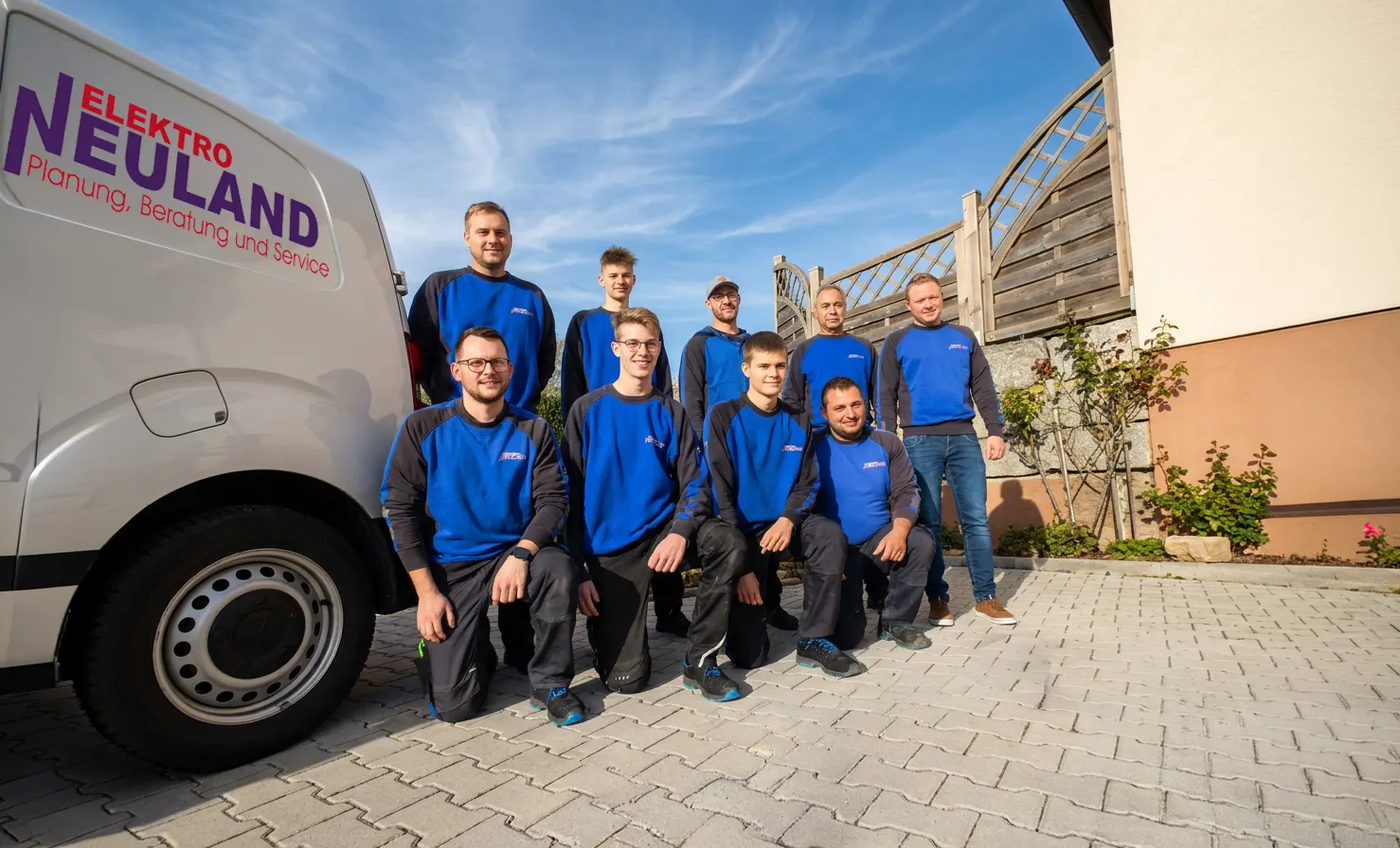 Team von Elektro Neuland